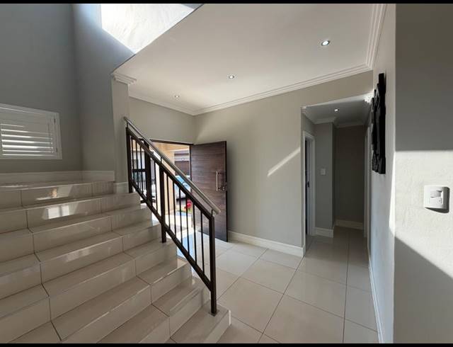 4 BEDROOM HOUSE FOR SALE IN IZINGA